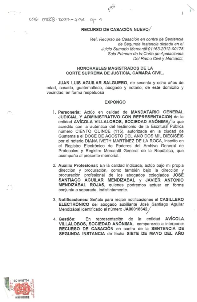 Avícola Villalobos, S.A. interpone recurso de casación ante la Corte Suprema de Justicia contra la sentencia que confirmó el rechazo de su demanda de daños y perjuicios por Q94,410,079.60 contra Lisa, S.A.