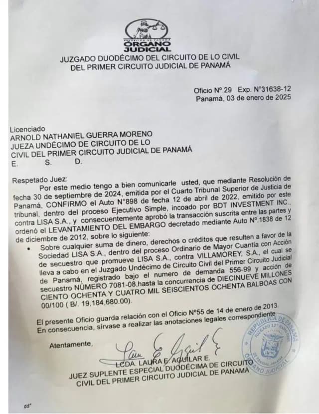 El Juzgado Duodécimo comunica al Juzgado Undécimo que el embargo de 2012 sobre los derechos y créditos de Lisa, S.A. en el proceso N°556-99 contra Villamorey, S.A. ha sido levantado tras la confirmación en alzada de la transacción BDT-Lisa.